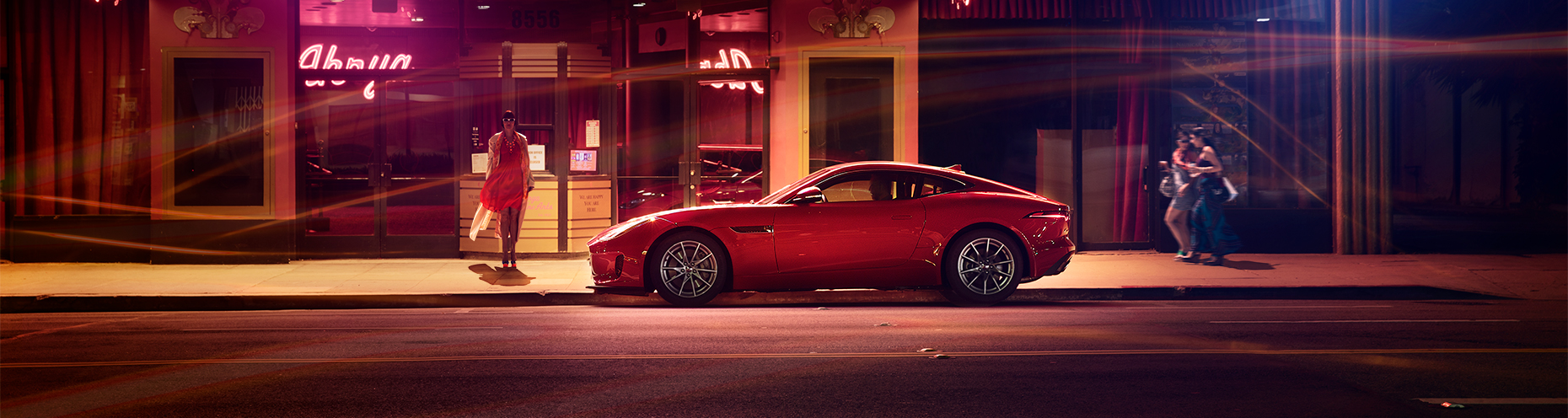 Jaguar_Ftype_Day1_0220_w_talent_v1_FNL